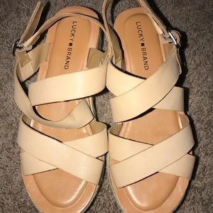 Girls lucky brand wedges size 4